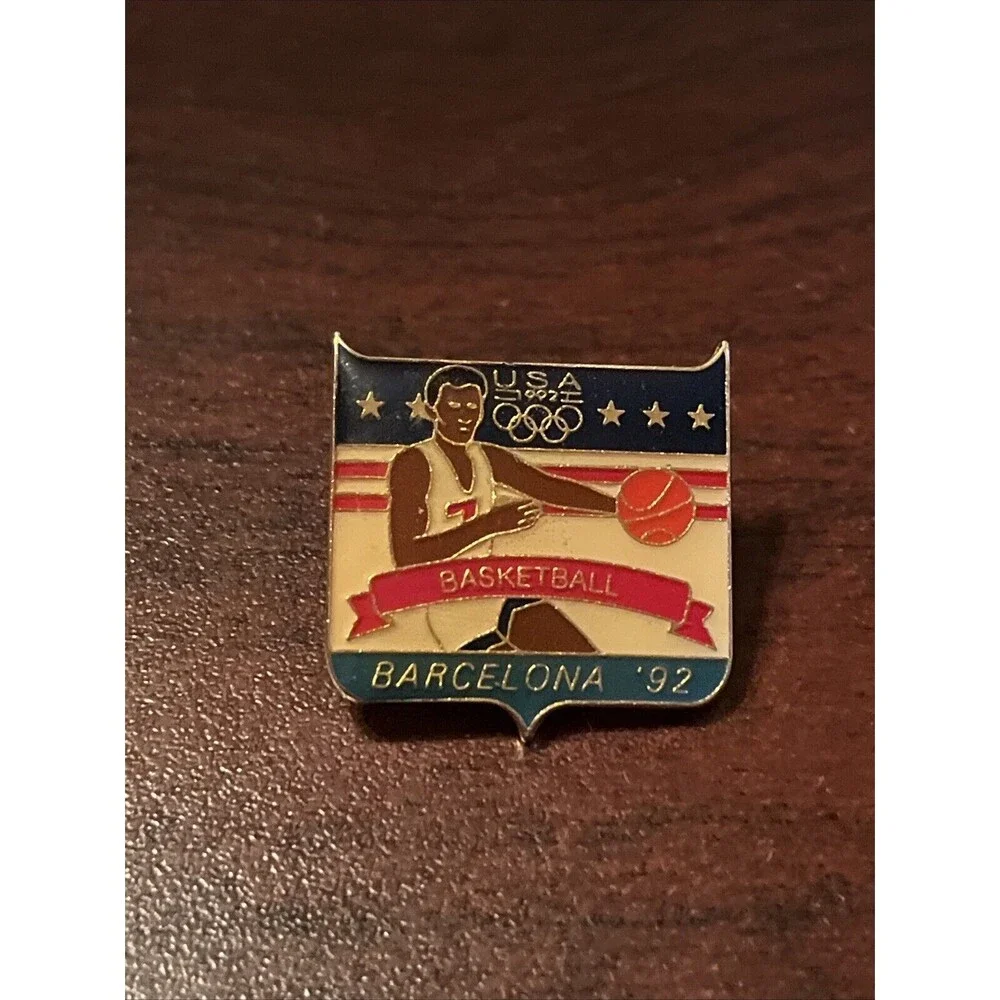 Vintage Olympic Games 1992 Barcelona Team USA‎ Basketball Lapel Hat Pin